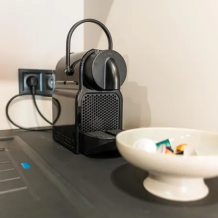 Luxury Center - Parking Included *