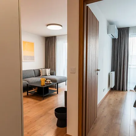 Luxury Center - Parking Included Kösice