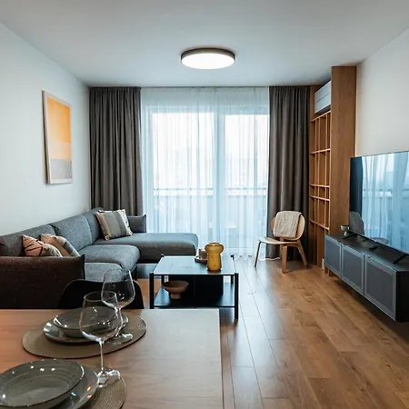 Luxury Center - Parking Included Daire *